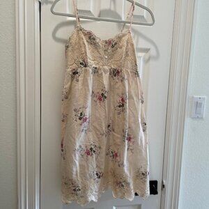 The Prairie by Rachel Ashwell Floral Babydoll dress with Embroidery Size Small